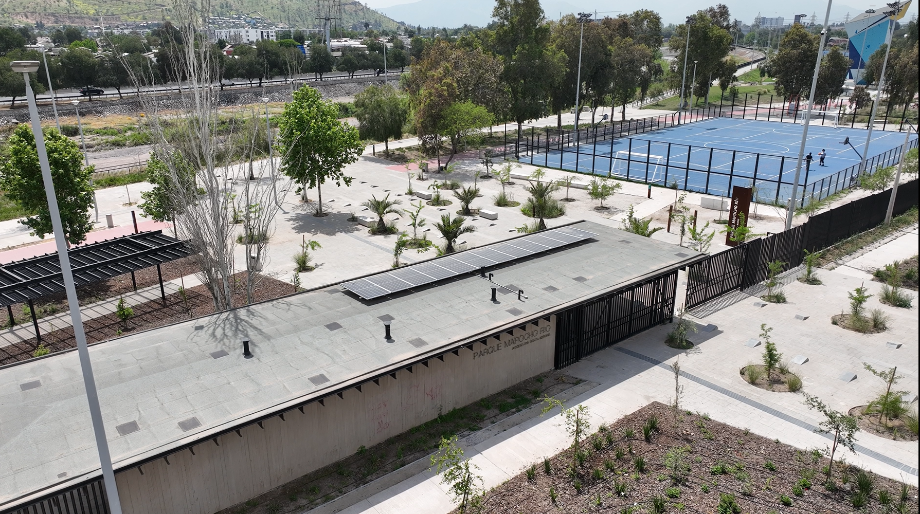 Sistema Solar Fotovoltaico Parque Mapocho 1.png