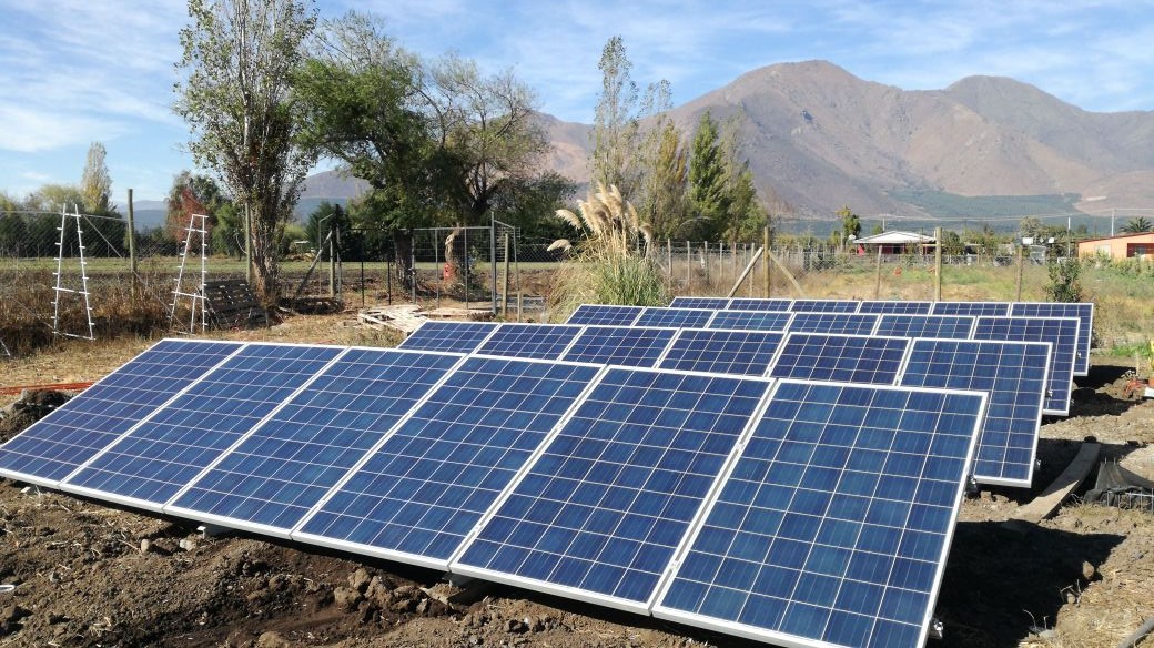 Agricultura_Orgánica_Sistema_Energía_Solar_Fotovoltaica_Netbilling_Paneles_Solares_Fotovoltaicos_Certificación_SEC..jpeg